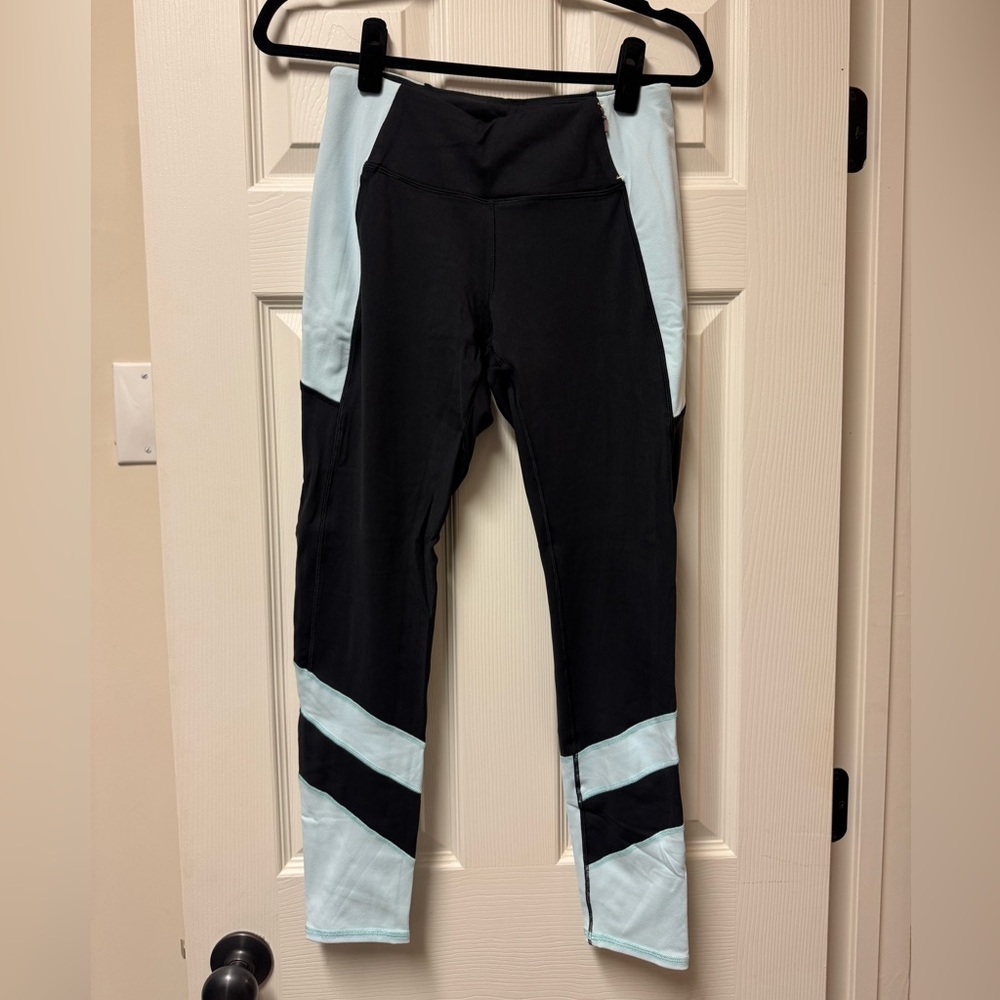 CALIA by Carrie Underwood Leggings